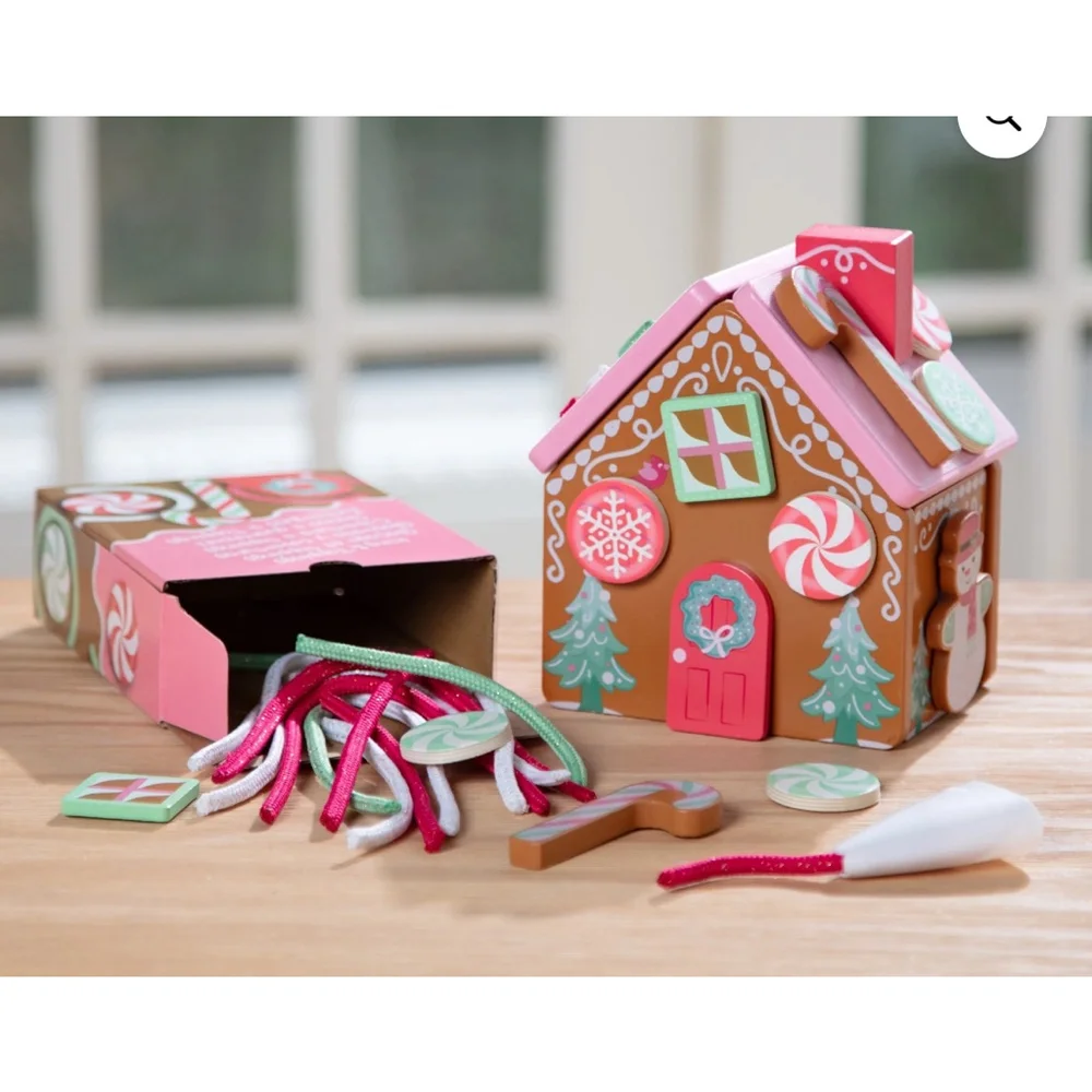 NEW Melissa & Doug Gingerbread House Play Set One Size Brown Pink